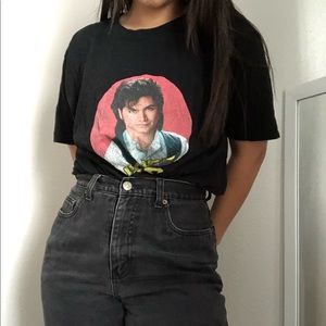 🔴 Full House Merch Tee